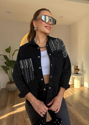 Kadın Gri ve Siyah Taşlı Düğmeli Denim Ceket - Görsel 7