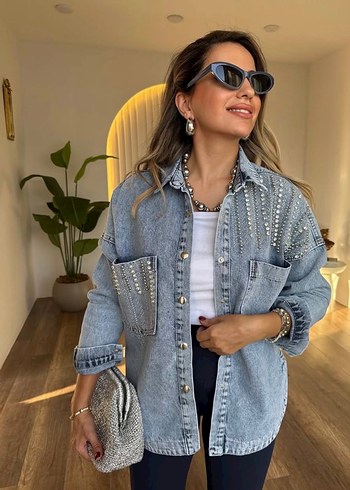 Kadın Gri ve Siyah Taşlı Düğmeli Denim Ceket - Görsel 4