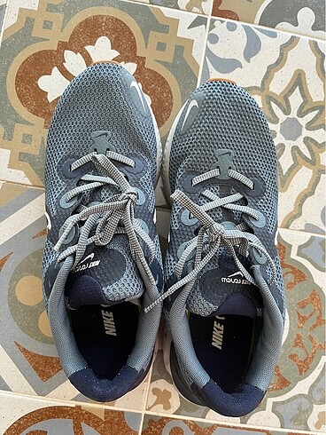 Nike Renew Run koşu ayakkabısı