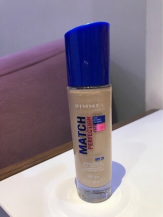 Rimmel London Fondöten