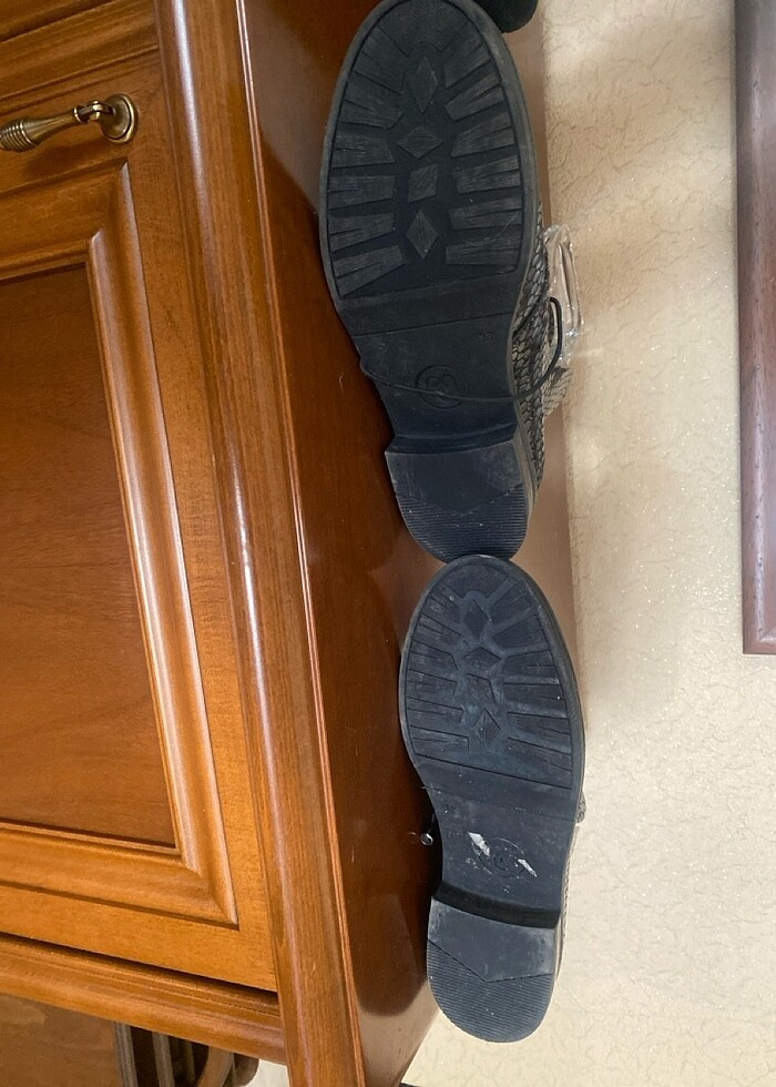 Yılan derisi bot - Görsel 5