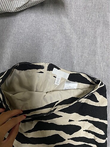 H&M H&M zebra keten etek