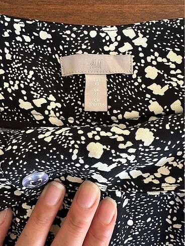 40 Beden siyah Renk H&M şort