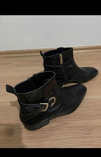 ZARA BOT
