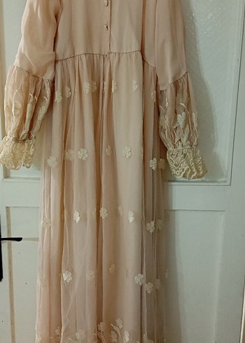 Diğer Bej Vintage Dantel Detaylı Uzun Kadın Elbise