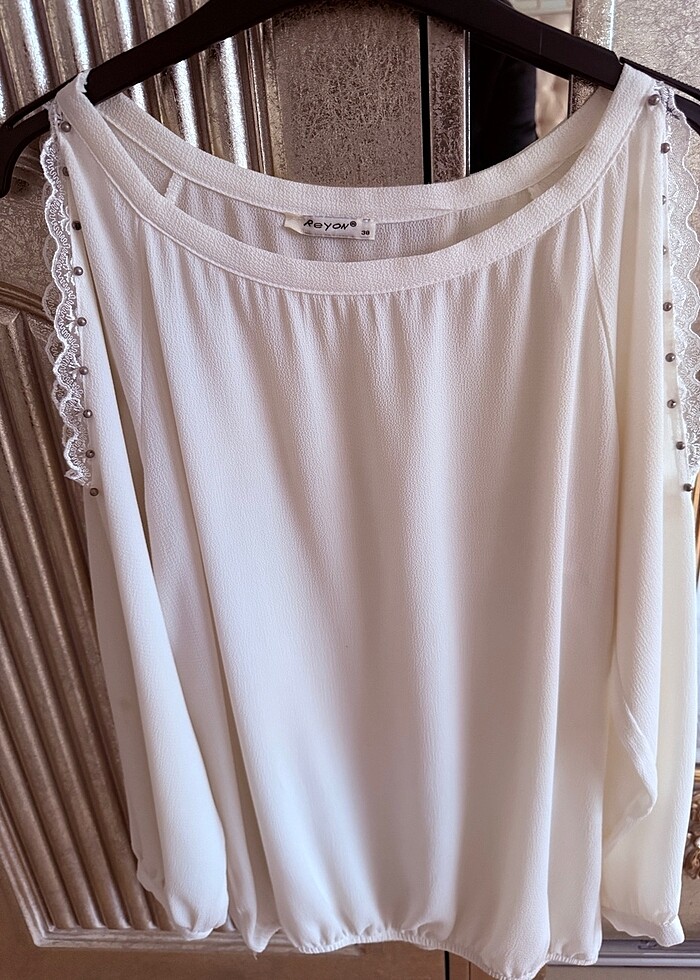 Kol  detaylı şık bluz - Görsel 2