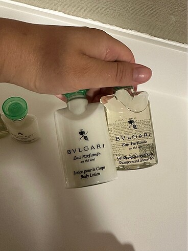  Beden Bvlgari seyahat seti