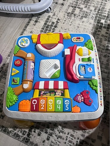 Fisher Price Aktivitesi Masası