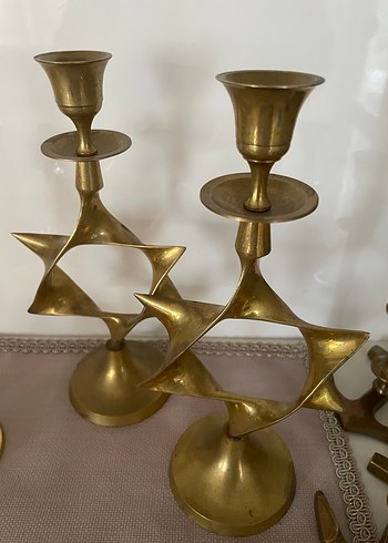 Parlak Altın Renkli pirinç şamdanlar - Görsel 2