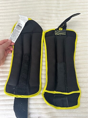 Decathlon - 1Kg (bacak, kol) ağırlığı