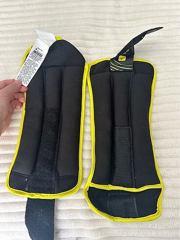 Decathlon - 1Kg (bacak, kol) ağırlığı