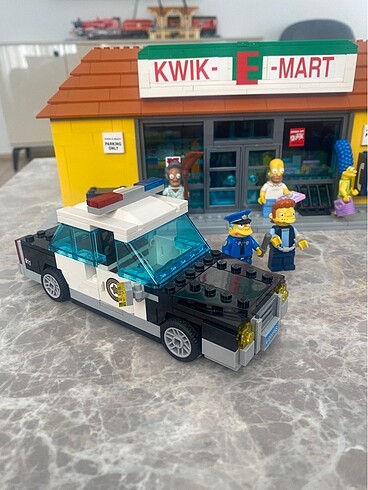 Diğer Simpsons market lego