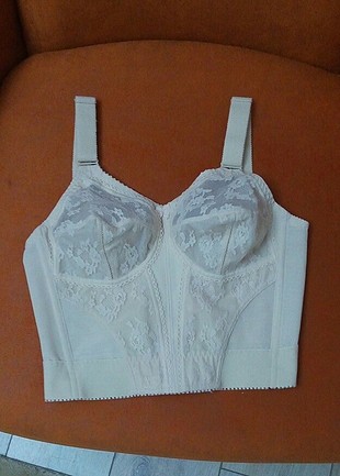 bustiyer korse
