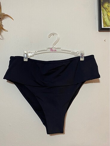 42 Beden Siyah bikini altı