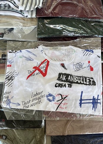 Beyaz Baskılı Erkek Çocuk Tişörtü - Görsel 3