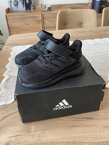Adidas orjinal bebek ayakkabısı