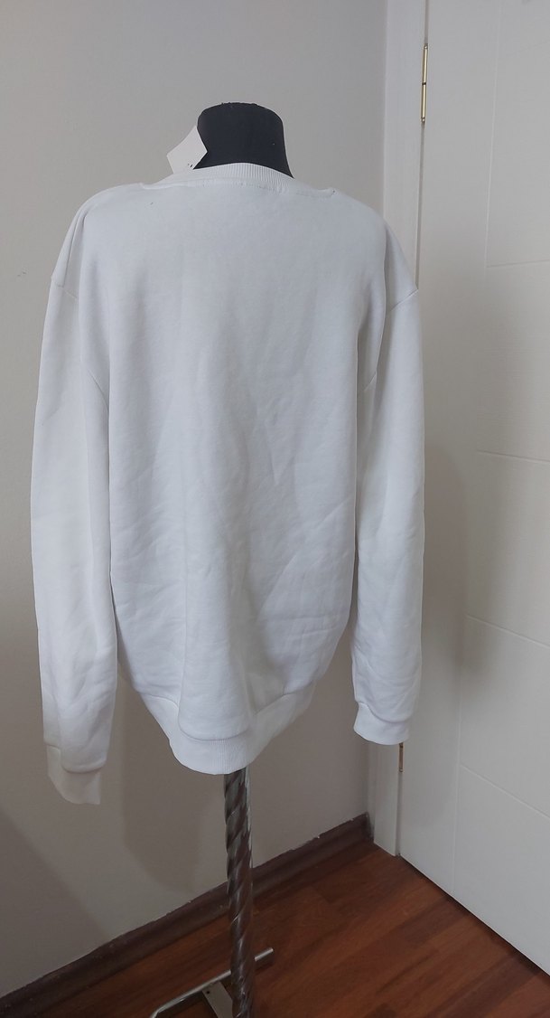 Beyaz Baskılı Oversize Sweatshirt (BÜYÜK BEDEN) - Görsel 4