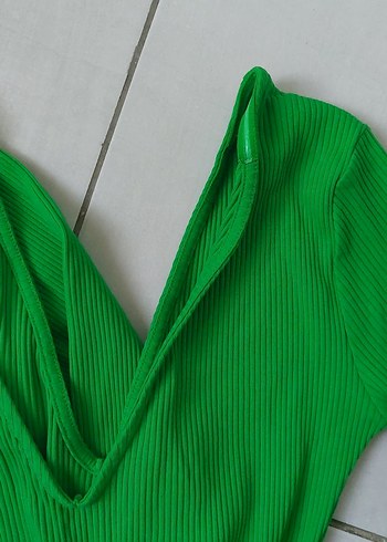 s Beden Yeşil V Yakalı İnce fitilli BLUZ