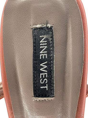 38 Beden çeşitli Renk Nine West Stiletto %70 İndirimli.