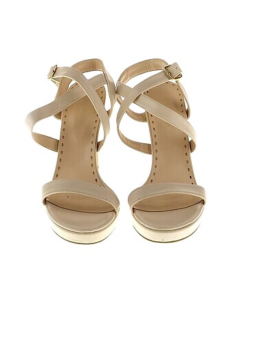 39 Beden Divarese Platform %70 İndirimli.
