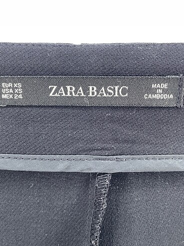 xs Beden siyah Renk Zara Kumaş Pantolon %70 İndirimli.