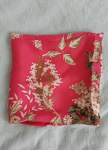 Twill ipek eşarp