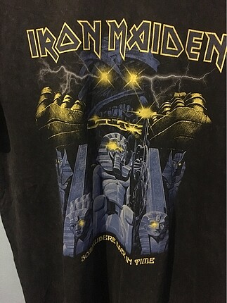 Bershka grup tişörtü