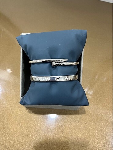 Cartier+Çivi Bileklik Set