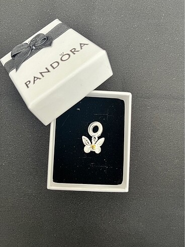 Beden 2024 Pandora Charm