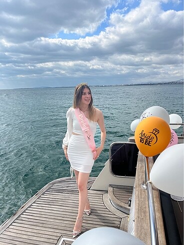 s Beden Beyaz elbise