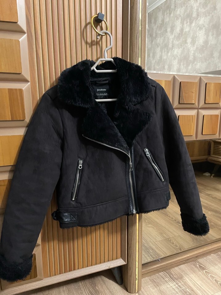 Siyah Deri Kabartmalı Ceket - Görsel 2