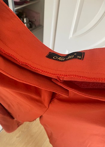 Düğmeli, Uzun Kollu Kırmızı Kadın Gömlek - Görsel 5