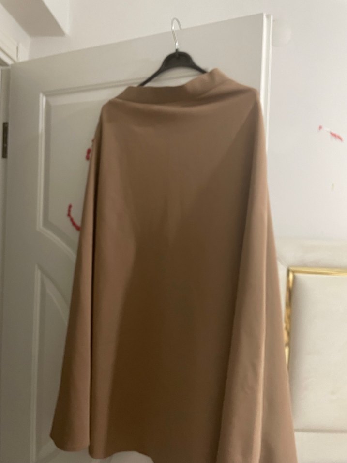 Uzun Koyu Renkli Kadın Elbise - Görsel 5