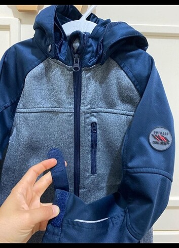 Yağmurluk yurtdışı ürünüdür  - Görsel 2