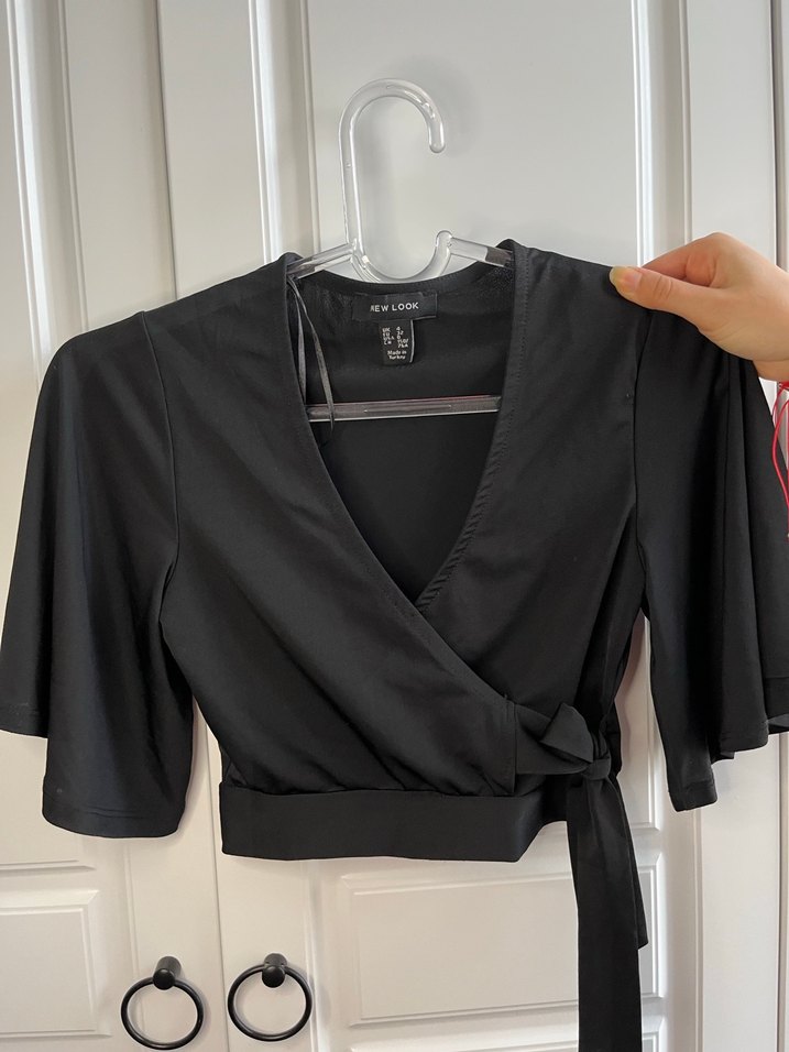 Siyah V Yaka Yandan Kuşaklı Kadın Bluz - Görsel 2