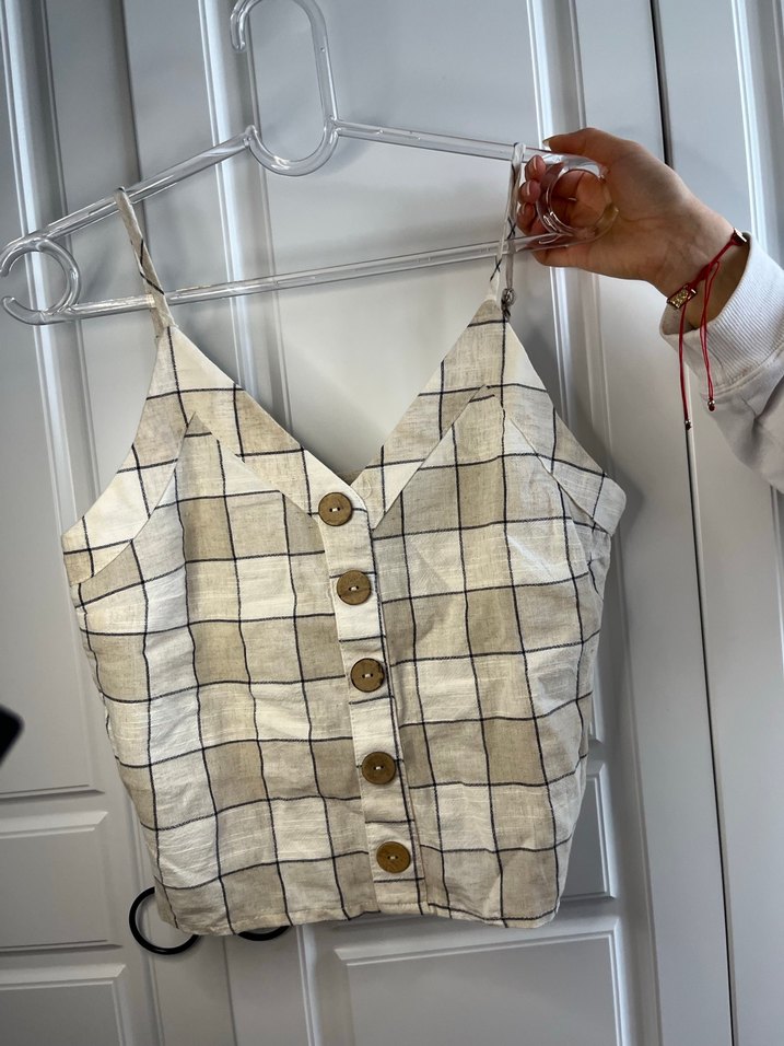 Gri Bej Ekose Askılı Bluz - Görsel 3