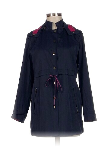 Parantez Trenchcoat %70 İndirimli.