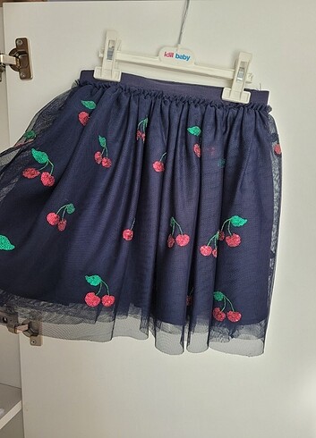 H&M KİRAZLI ETEK
