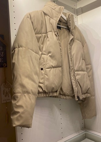 Pull&Bear Kısa Kadın Mont