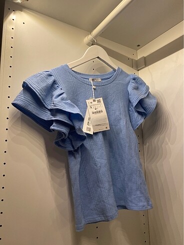 Zara fırfırlı bluz