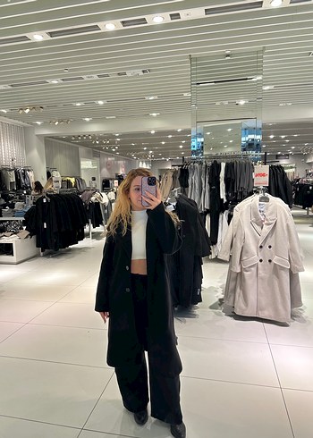 Bershka Uzun Siyah Kışlık Kaban