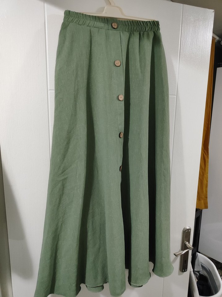 Düğmeli Yeşil Keten Uzun Etek - Görsel 2