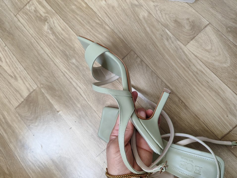 Bej Minimalist Dolgu Topuklu Kadın Sandalet - Görsel 4