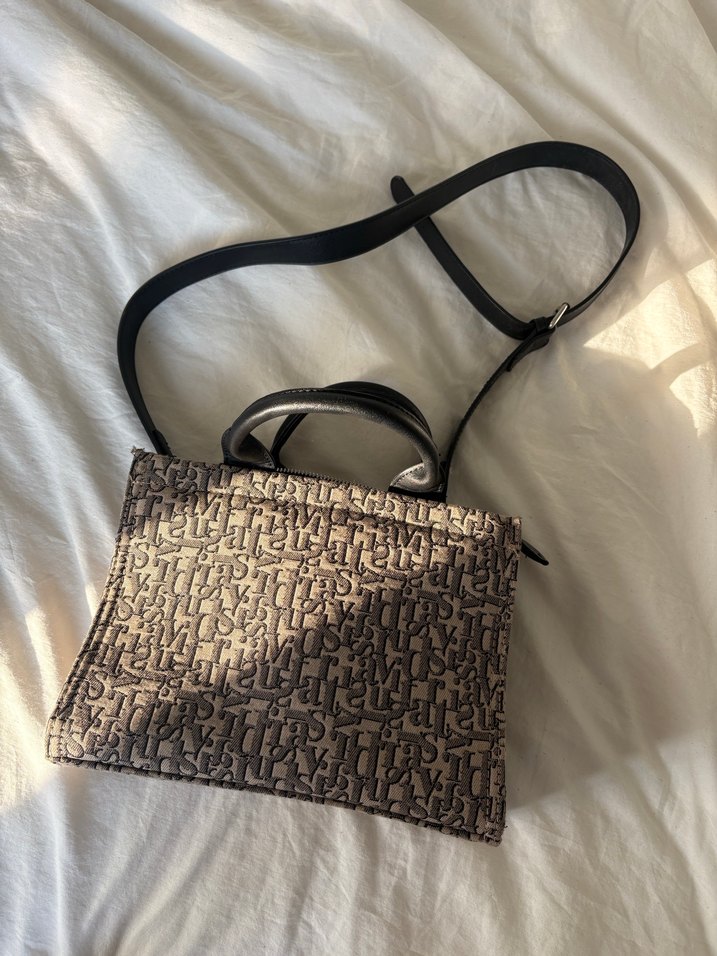 Siyah Baskılı Tokalı Kadın Omuz Çantası - Görsel 3