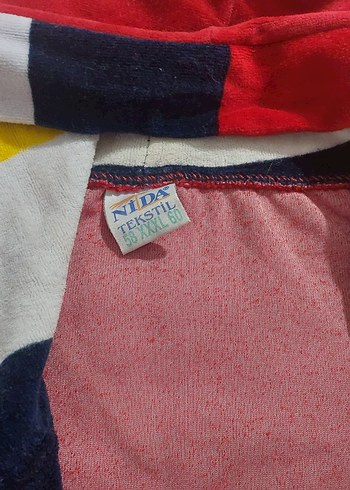 #kadife #kırmızı #sabahlık #bornoz. Kapşonlu ve önden tek cepli. - Görsel 8