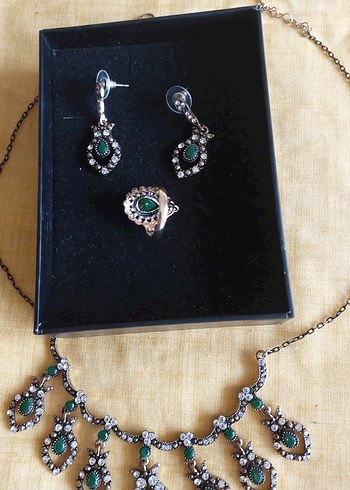#Zümrüt yeşili kolye küpe yüzük takım. - Görsel 7
