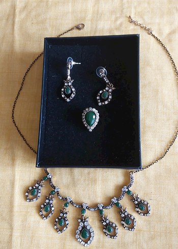 #Zümrüt yeşili kolye küpe yüzük takım. - Görsel 5