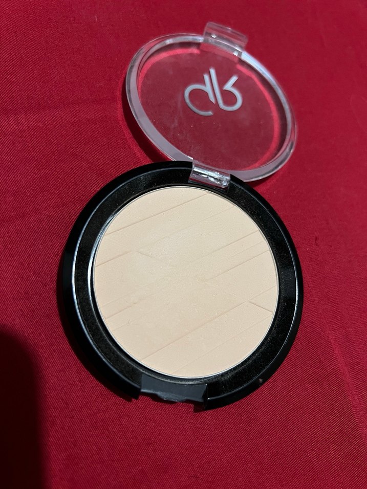 Golden Rose Silky Touch Pudra 04 - Görsel 2