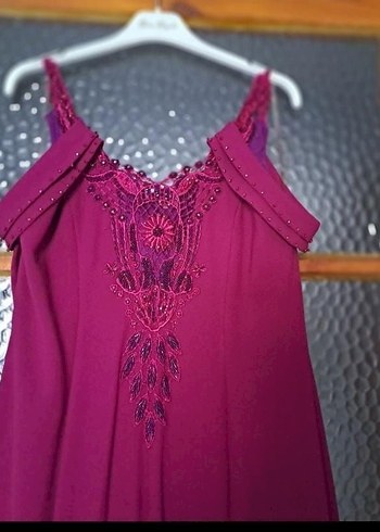 Fuşya Düşük Omuzlu Nakışlı Uzun Kadın Elbise - Görsel 2