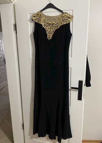 Zincir Detaylı Uzun Siyah Abiye Elbise - Görsel 2